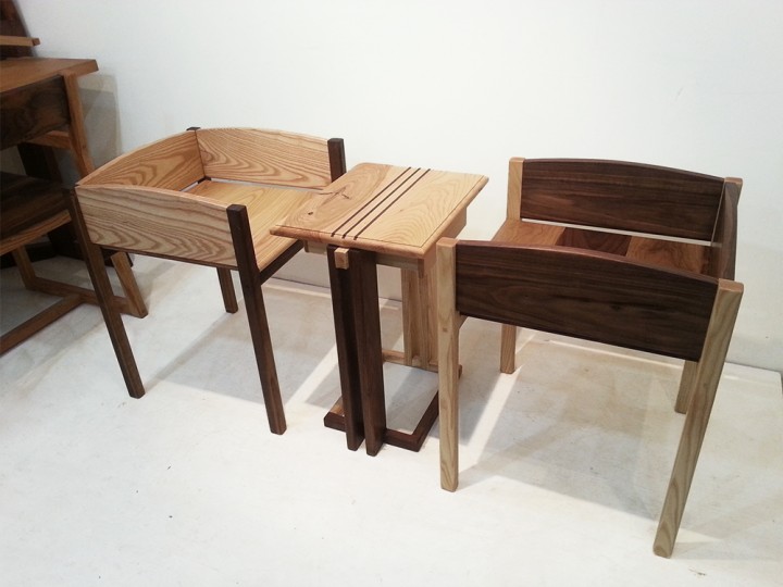 couple table set