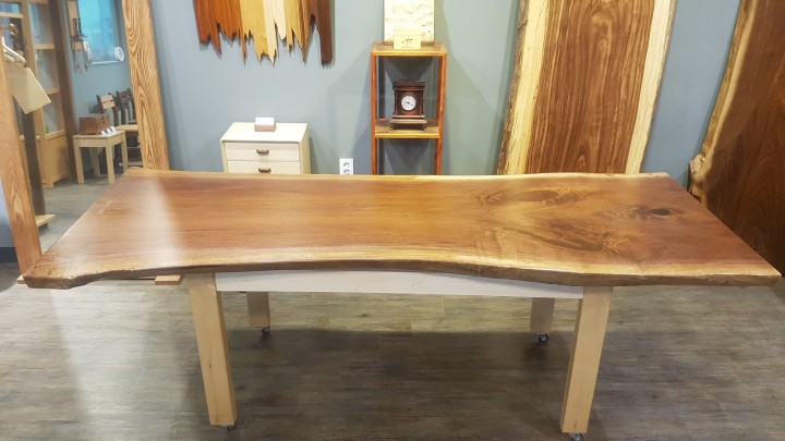Walnut(2400*900*880)