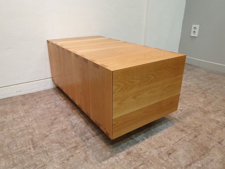 White oak(450*870*390)