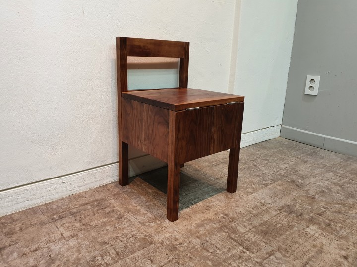 Walnut(350*350*600)