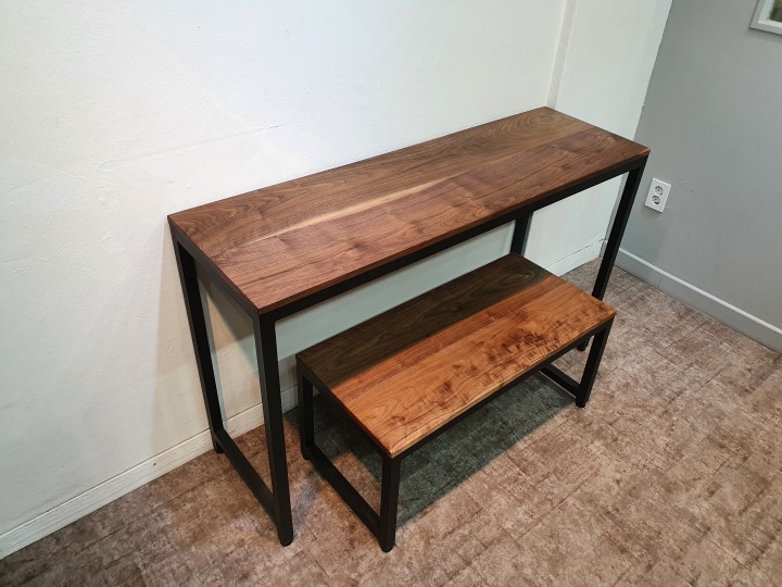 Walnut(1300*400*800)